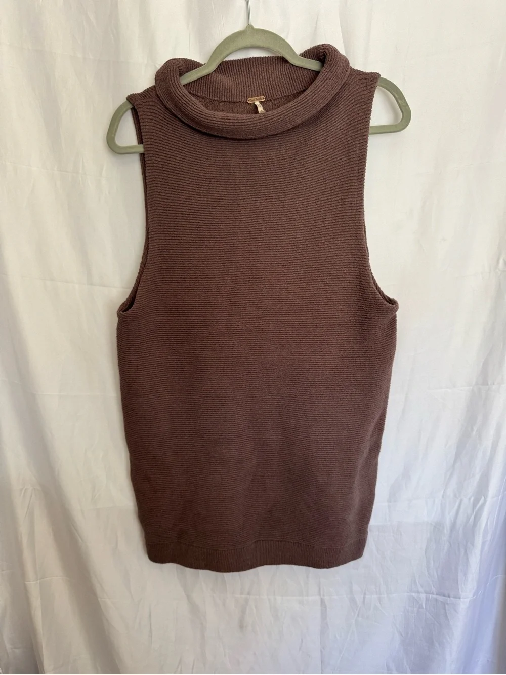 Free People Isla Ottoman sleeveless ribbed turtleneck tunic size small
